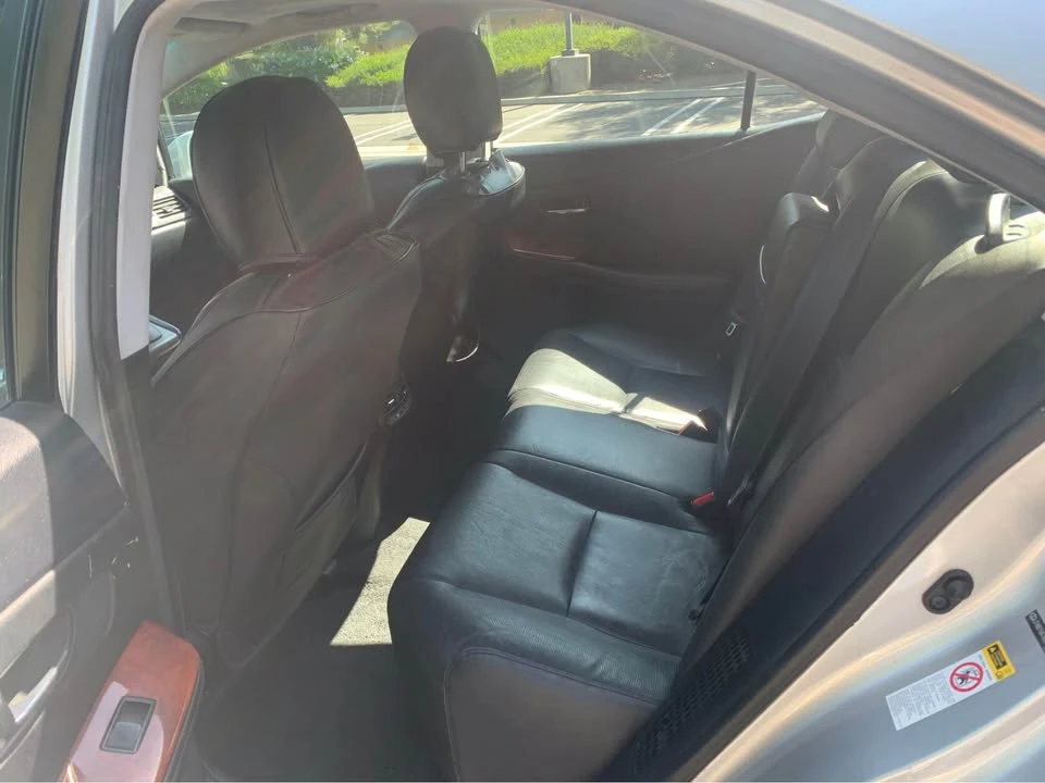 2010 Lexus HS - Image 10 of 11
