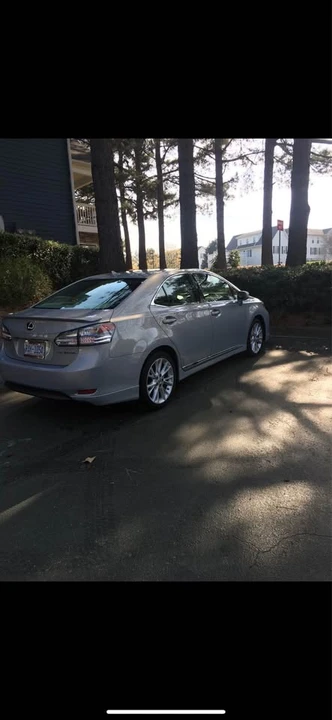 2010 Lexus HS - Image 3 of 6