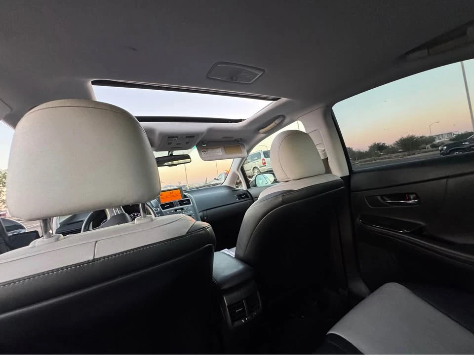 2010 Lexus HS - Image 3 of 20