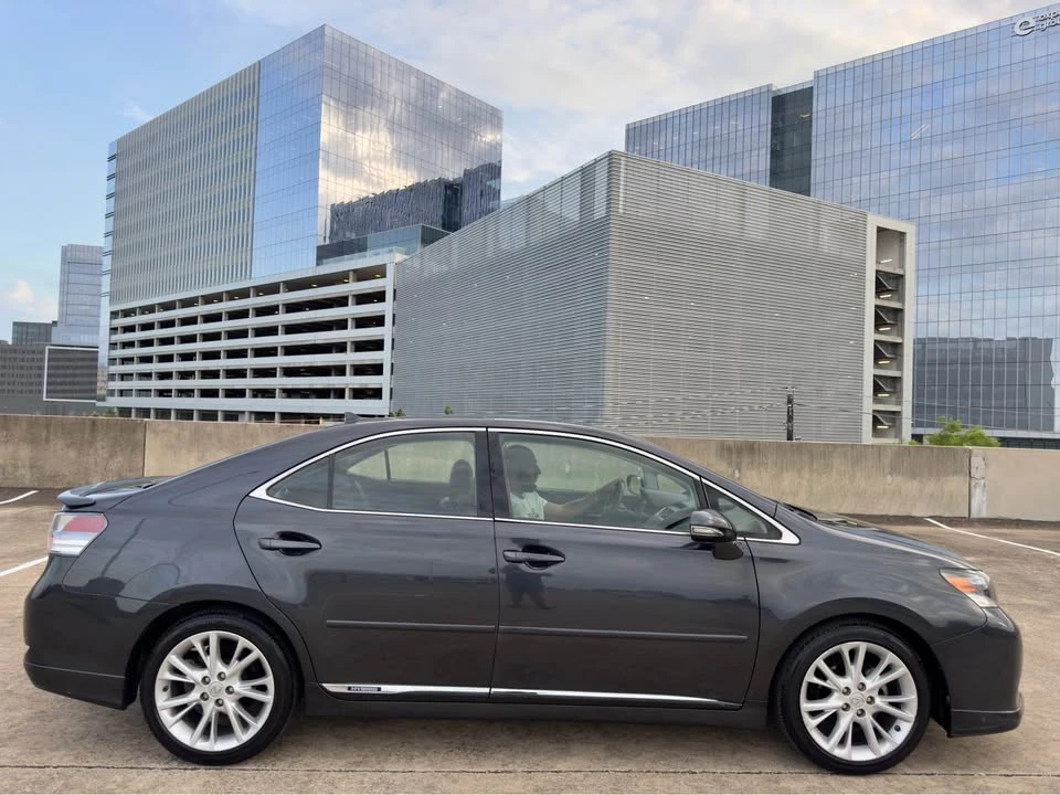2010 Lexus HS - Image 6 of 20