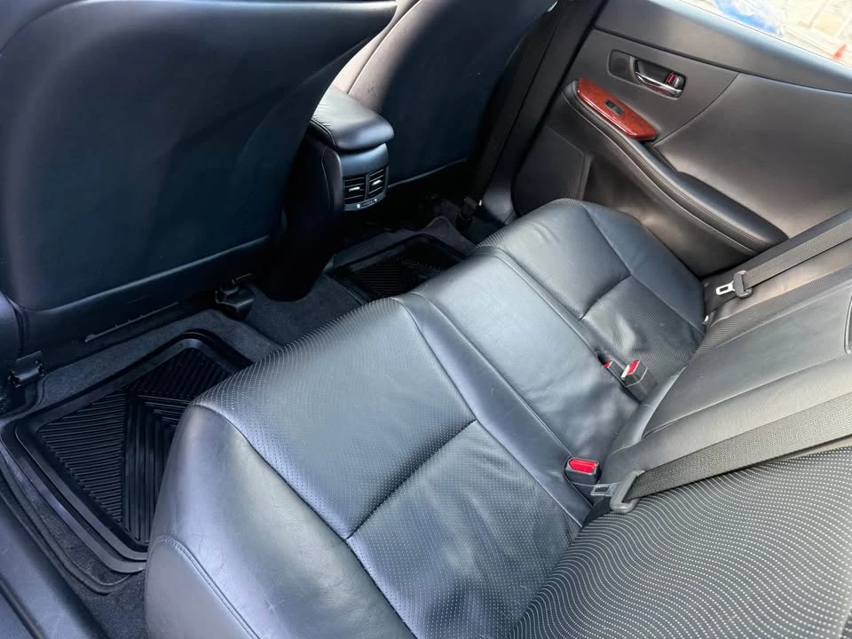 2010 Lexus HS - Image 4 of 11