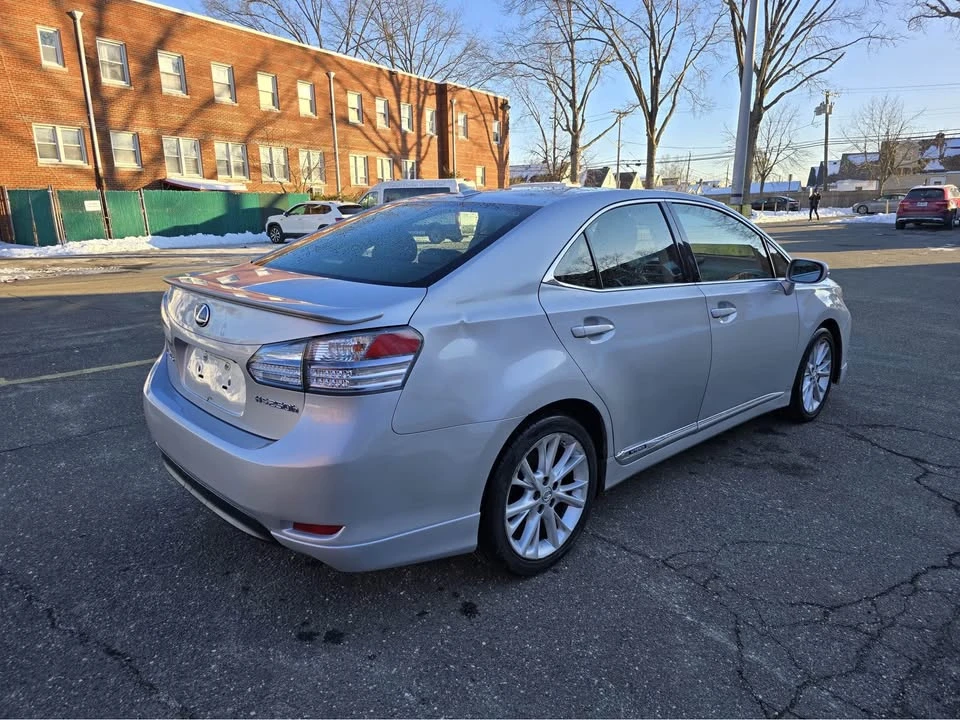 2010 Lexus HS - Image 3 of 15