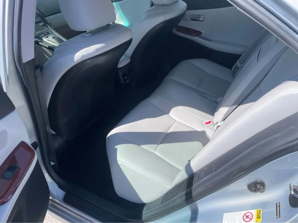 2010 Lexus HS - Image 7 of 14
