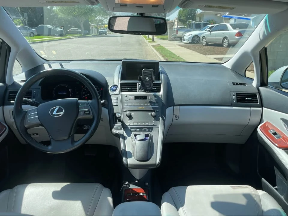 2010 Lexus HS - Image 14 of 14
