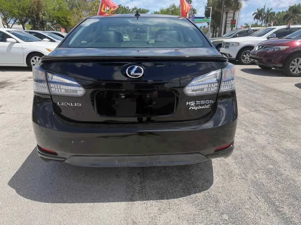 2010 Lexus HS - Image 3 of 12