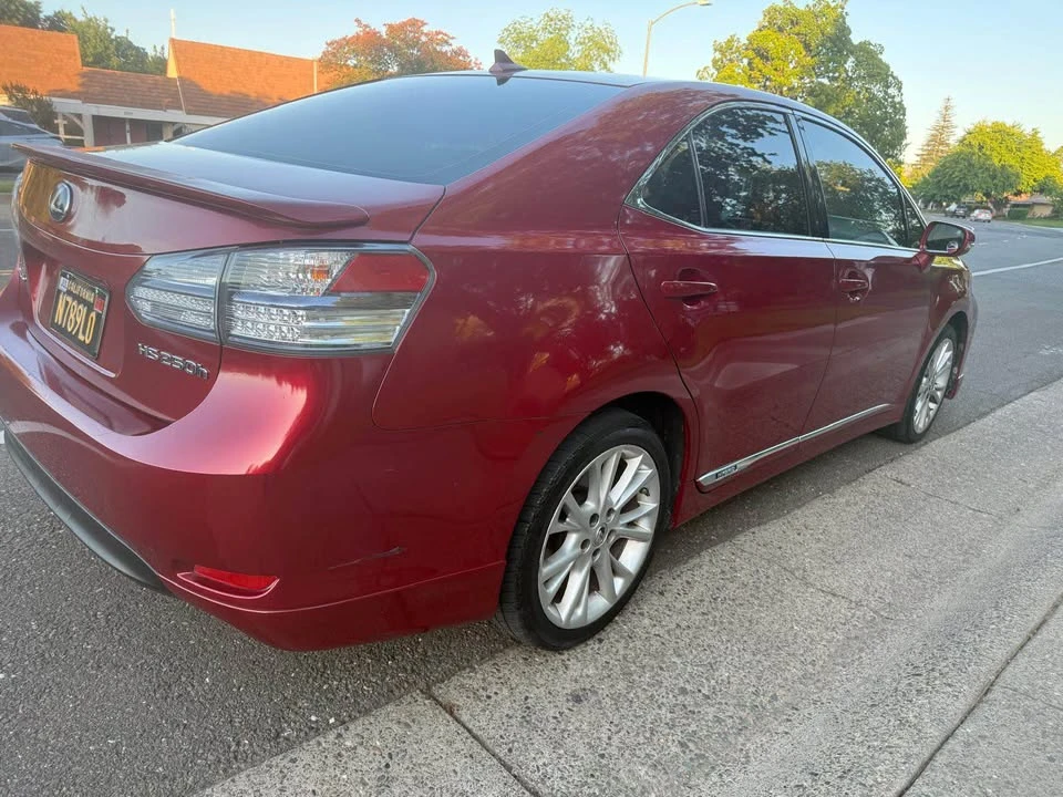 2010 Lexus HS - Image 6 of 18