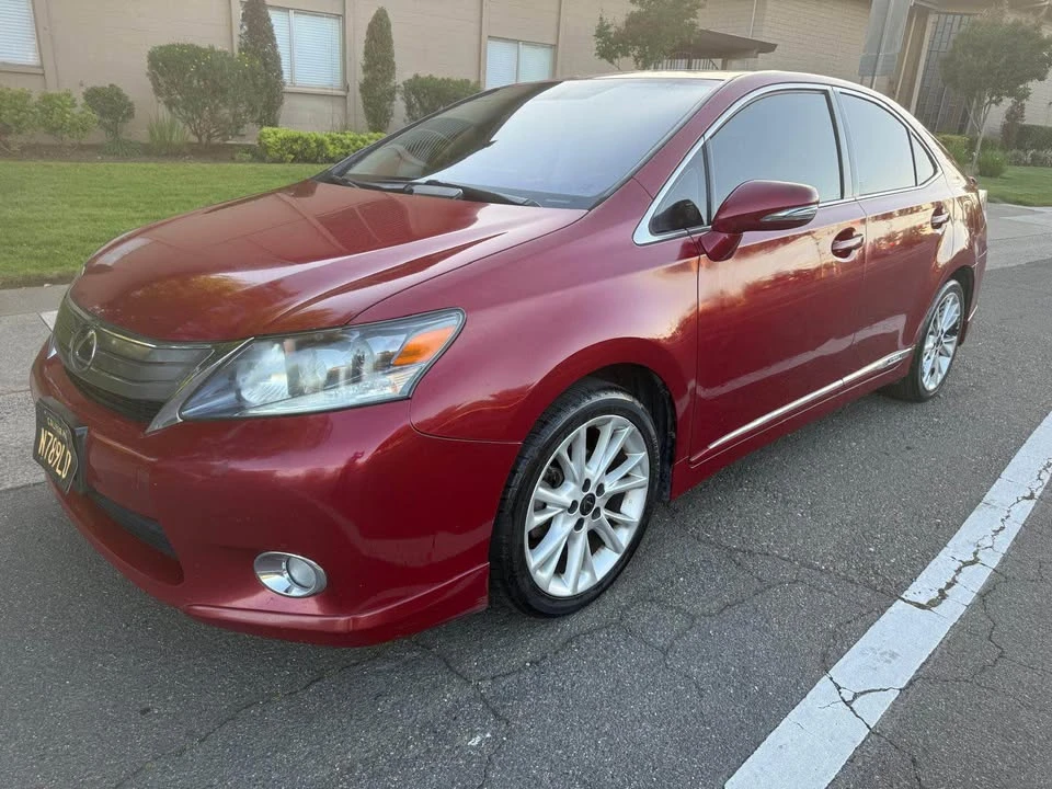 2010 Lexus HS - Image 2 of 18