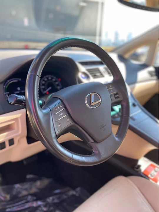 2010 Lexus HS - Image 9 of 9