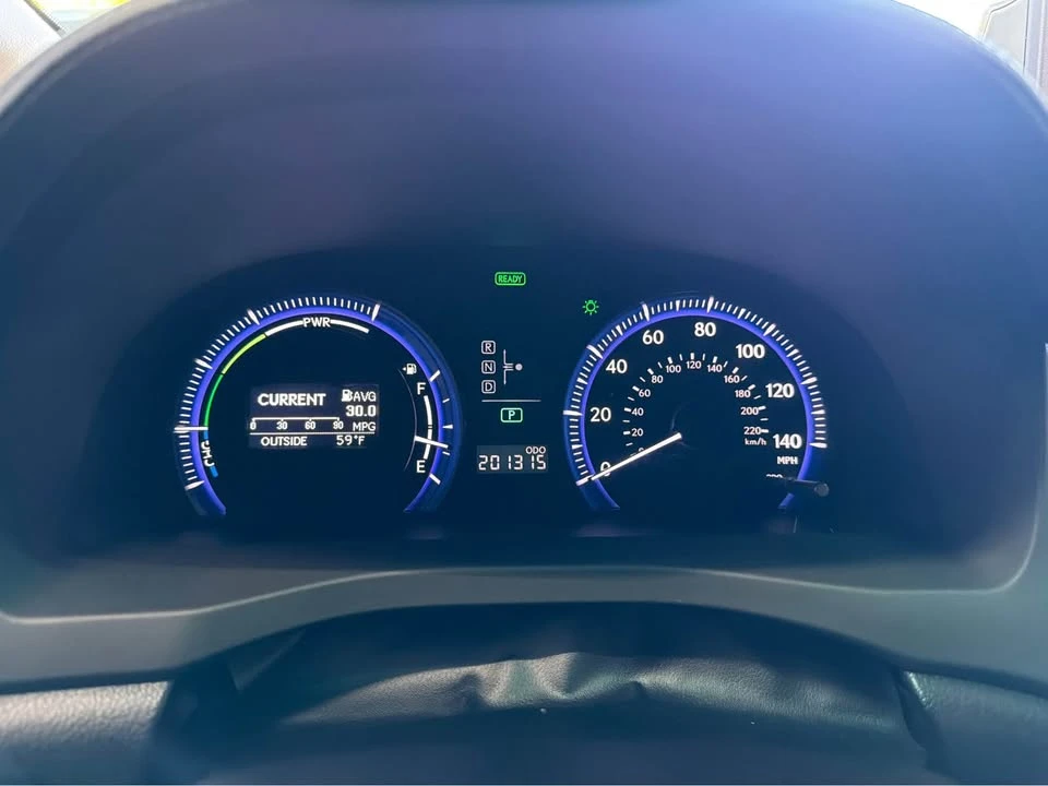 2010 Lexus HS - Image 11 of 12