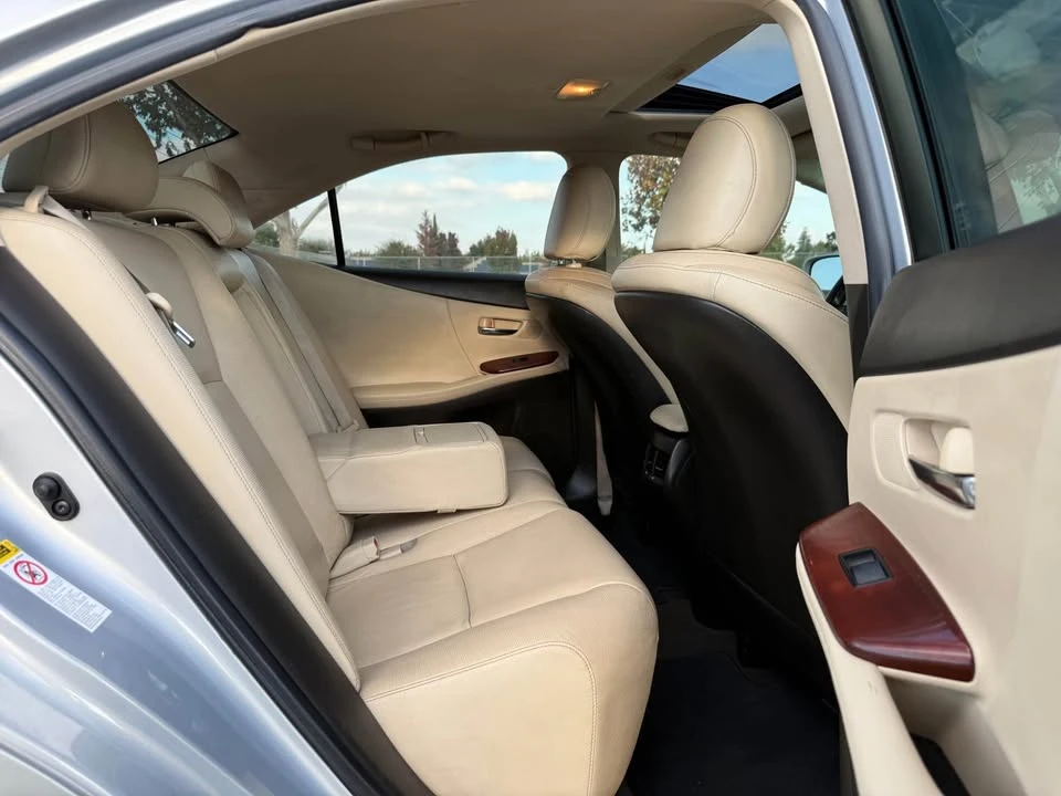 2010 Lexus HS - Image 5 of 20