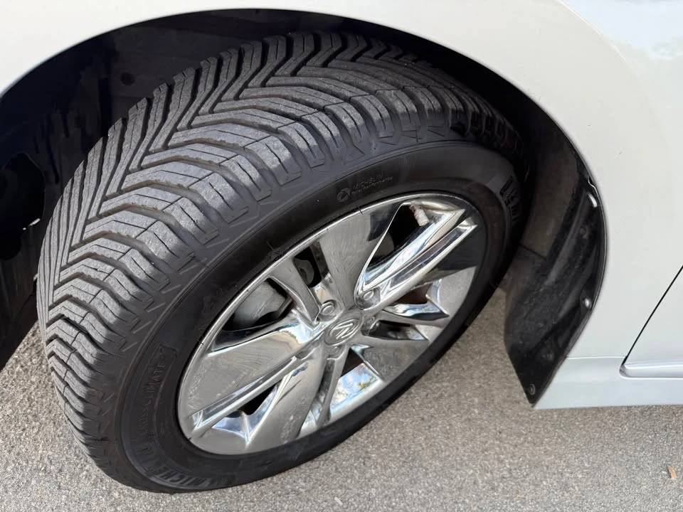 2010 Lexus HS - Image 3 of 20