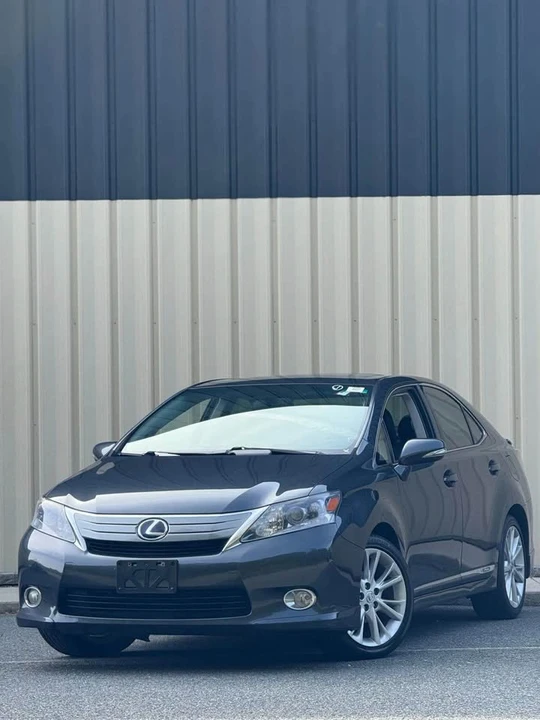2010 Lexus HS - Image 3 of 12