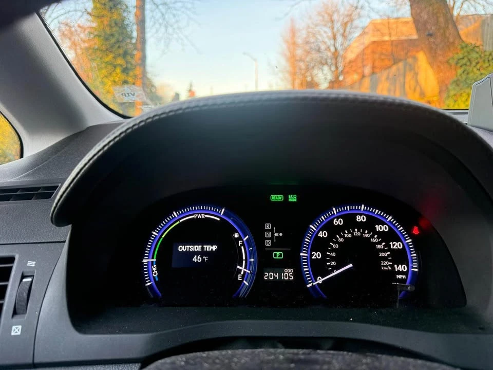 2010 Lexus HS - Image 6 of 15
