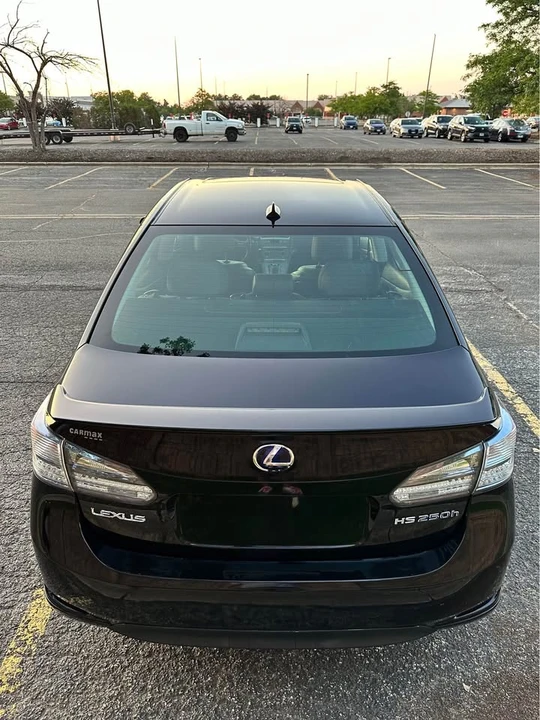 2010 Lexus HS - Image 8 of 16