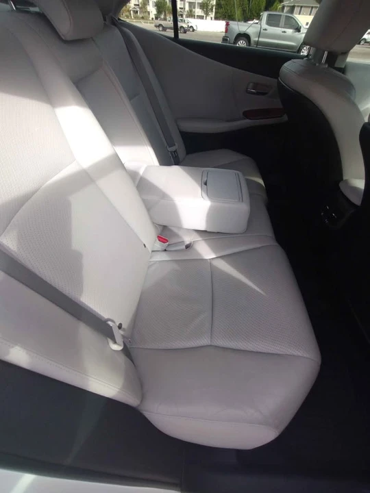 2010 Lexus HS - Image 14 of 20