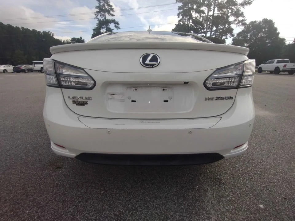 2010 Lexus HS - Image 5 of 20