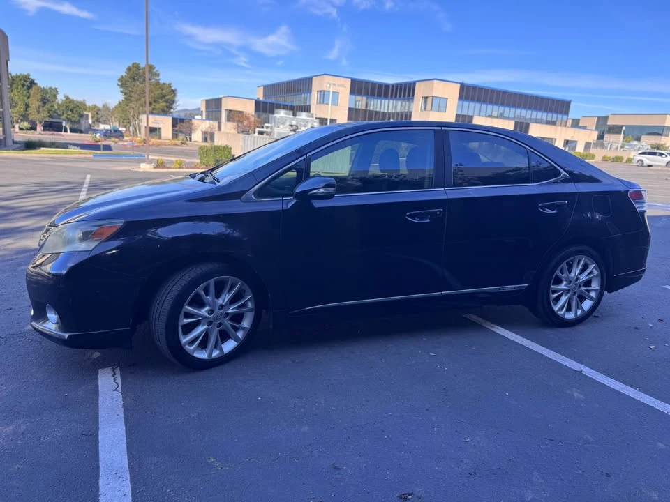 2010 Lexus HS - Image 8 of 16