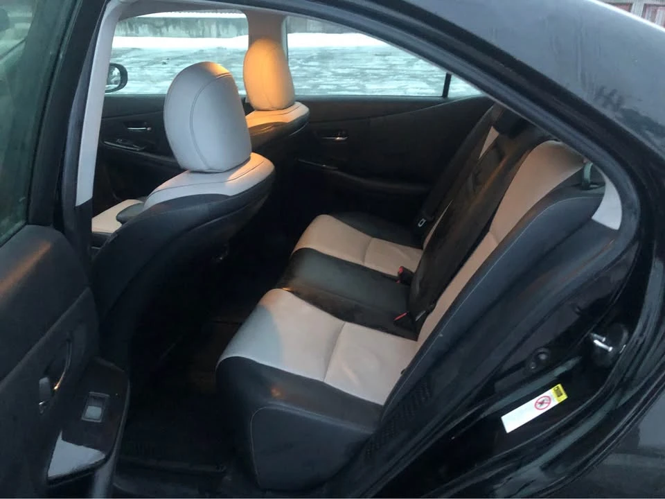 2010 Lexus HS - Image 6 of 8