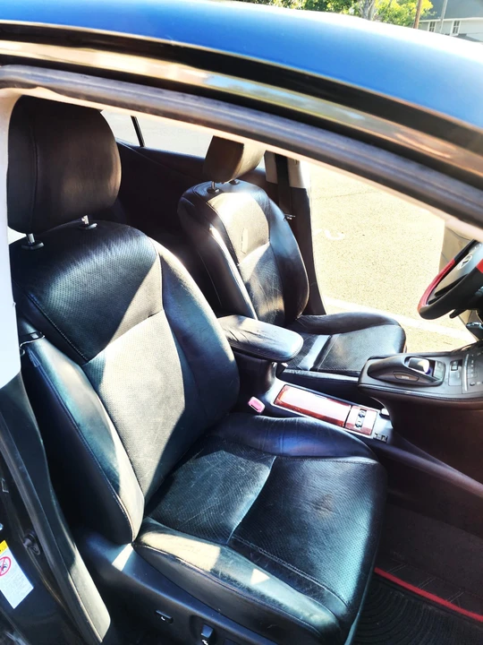 2010 Lexus HS - Image 11 of 31