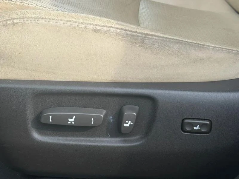 2010 Lexus HS - Image 12 of 12