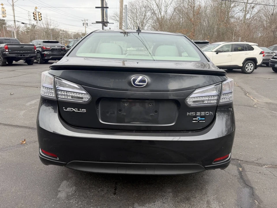 2010 Lexus HS - Image 9 of 21