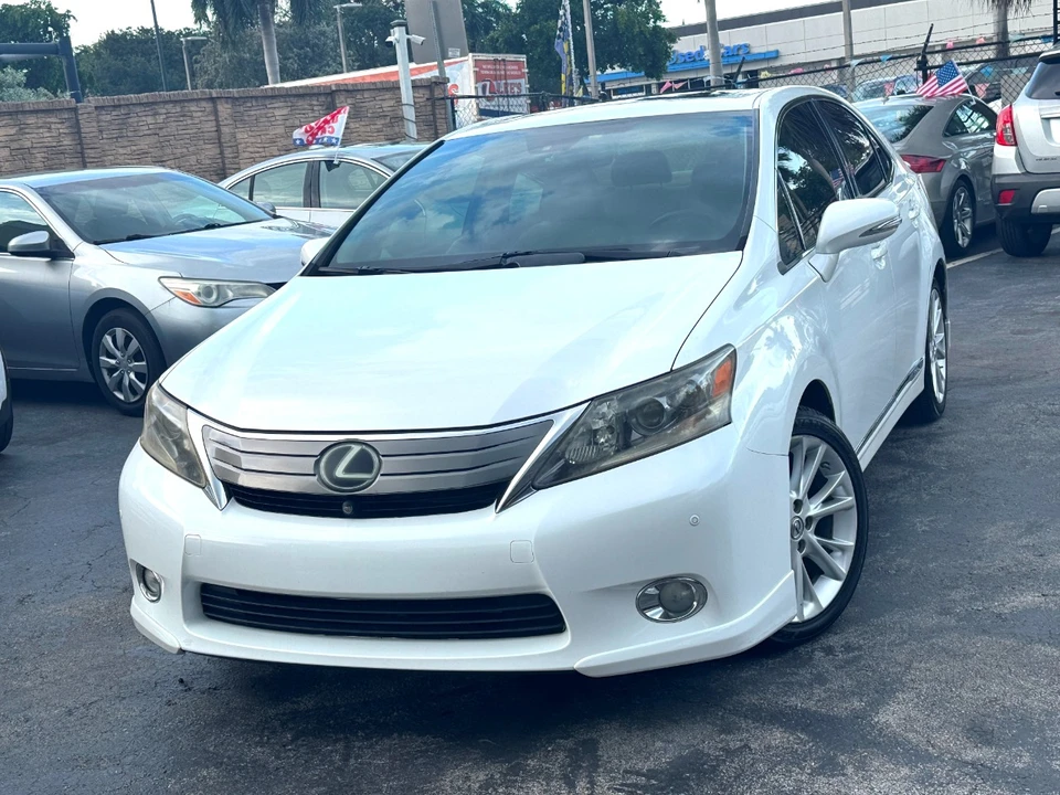 2010 Lexus HS - Image 11 of 12