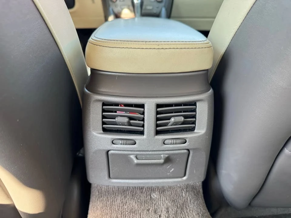 2010 Lexus IS 2nd Gen - Image 19 of 20