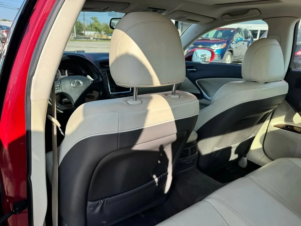 2010 Lexus IS 2nd Gen - Image 13 of 20