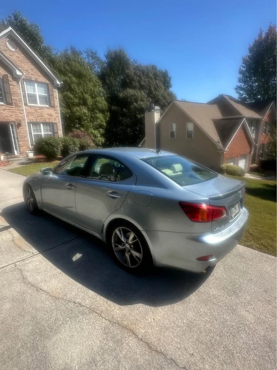 2010 Lexus IS 2nd Gen - Image 2 of 10
