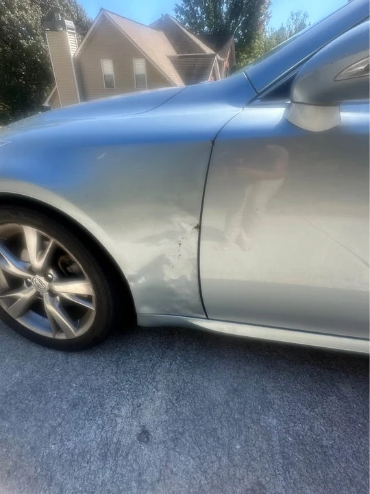2010 Lexus IS 2nd Gen - Image 4 of 10