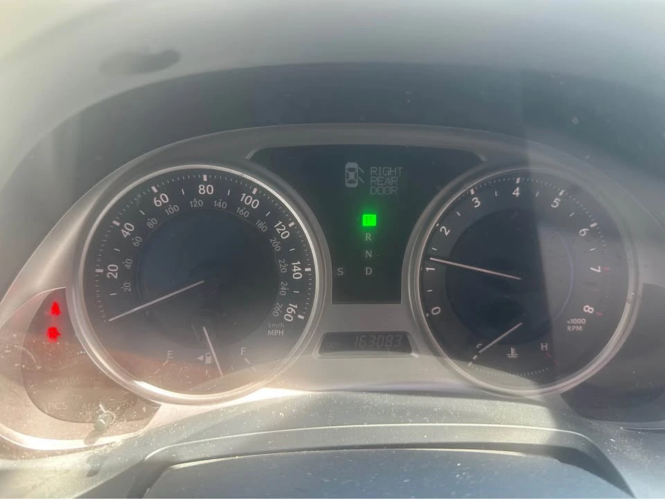 2010 Lexus IS 2nd Gen - Image 8 of 10