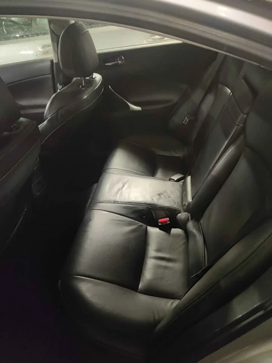 2010 Lexus IS 2nd Gen - Image 4 of 5