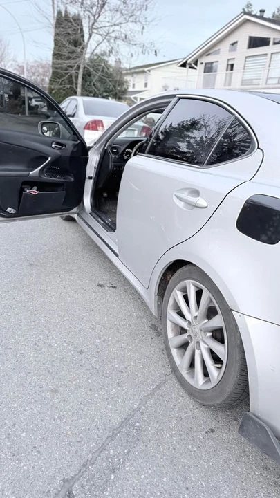 2010 Lexus IS 2nd Gen - Image 8 of 13
