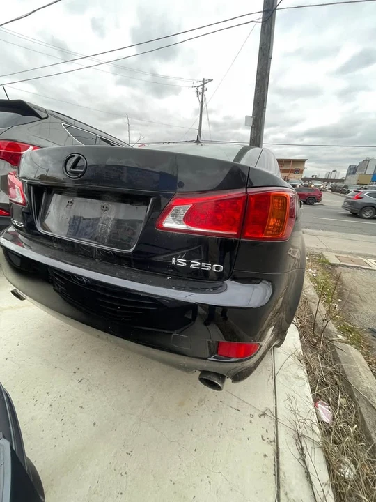 2010 Lexus IS 2nd Gen - Image 7 of 8