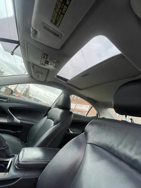 2010 Lexus IS 2nd Gen - Image 5 of 8