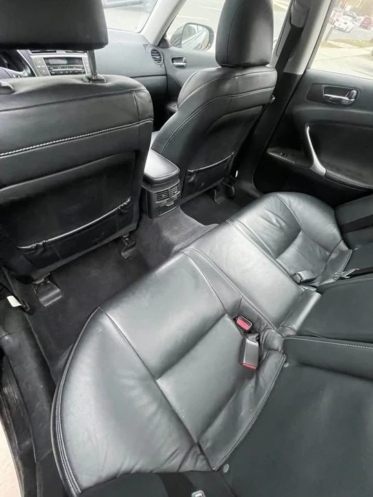 2010 Lexus IS 2nd Gen - Image 3 of 8