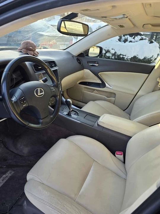 2010 Lexus IS 2nd Gen - Image 12 of 13