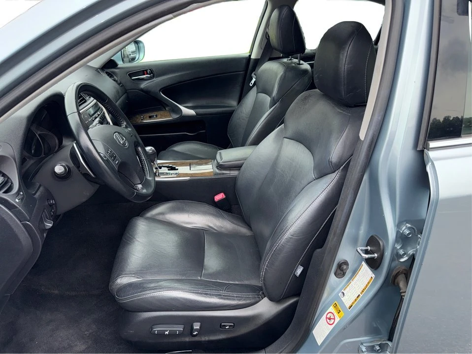 2010 Lexus IS 2nd Gen - Image 10 of 20