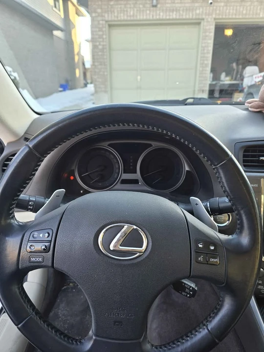 2010 Lexus IS 2nd Gen - Image 11 of 13