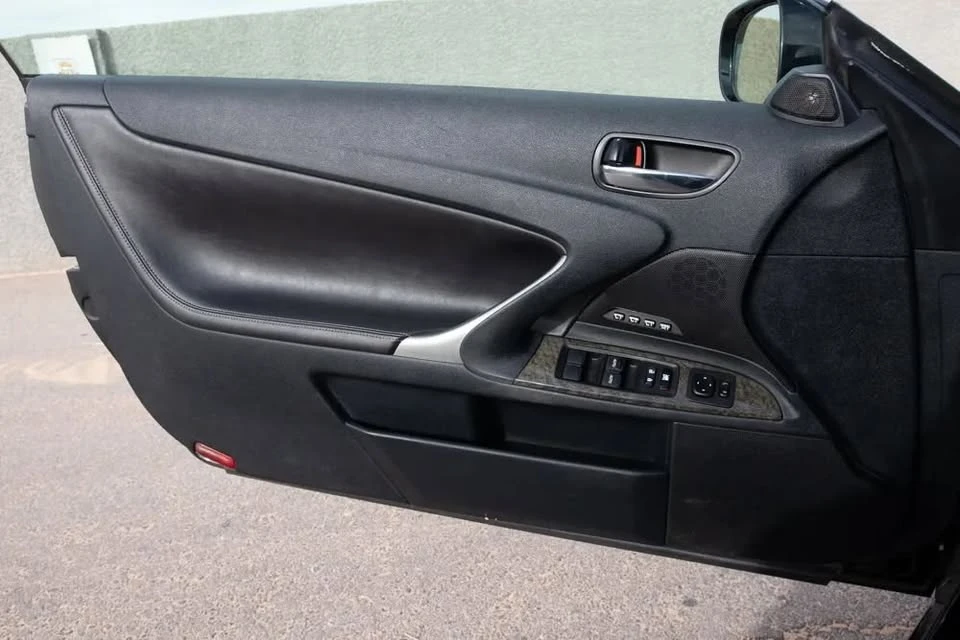 2010 Lexus IS 2nd Gen - Image 14 of 20