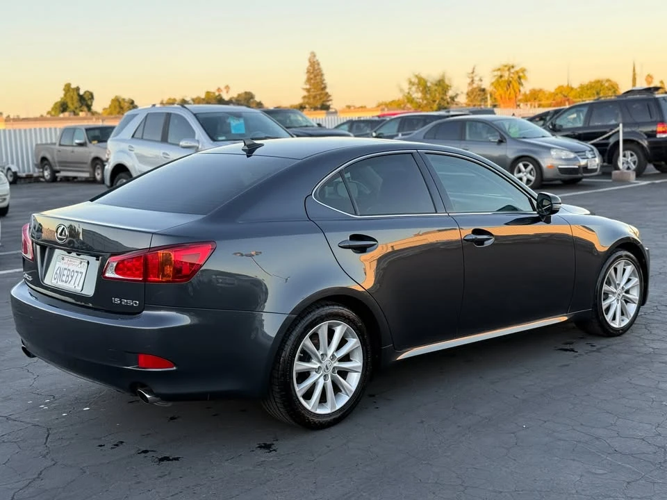 2010 Lexus IS 2nd Gen - Image 7 of 21