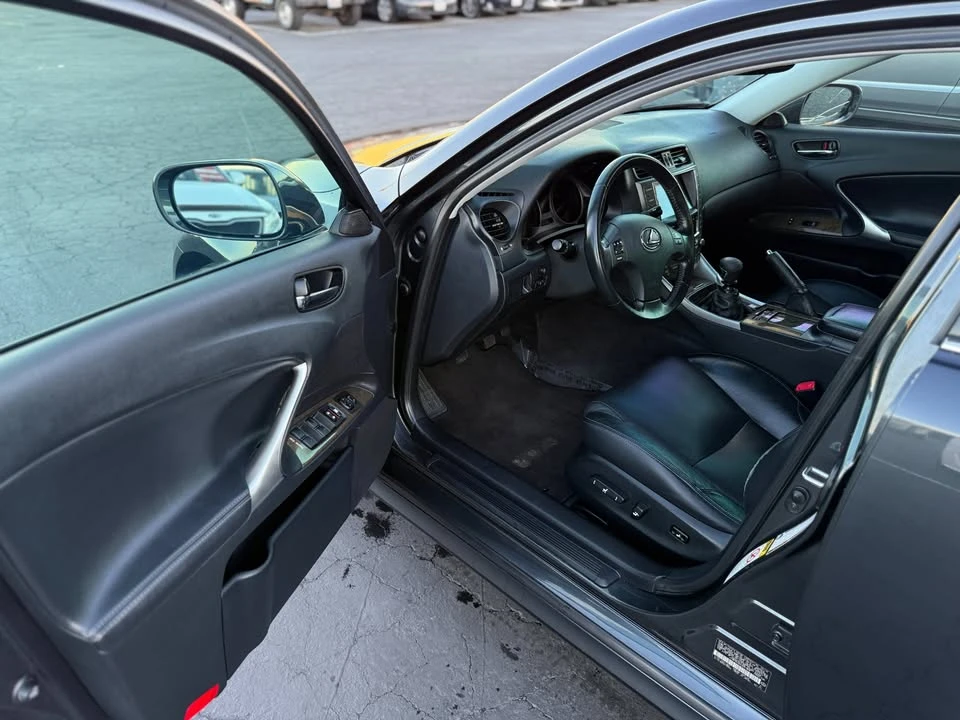 2010 Lexus IS 2nd Gen - Image 12 of 21
