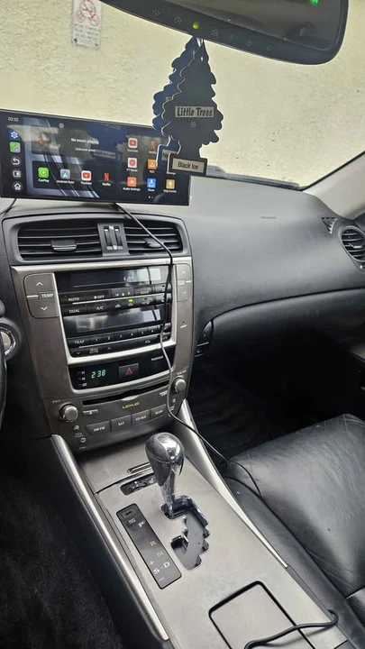 2010 Lexus IS 2nd Gen - Image 9 of 9