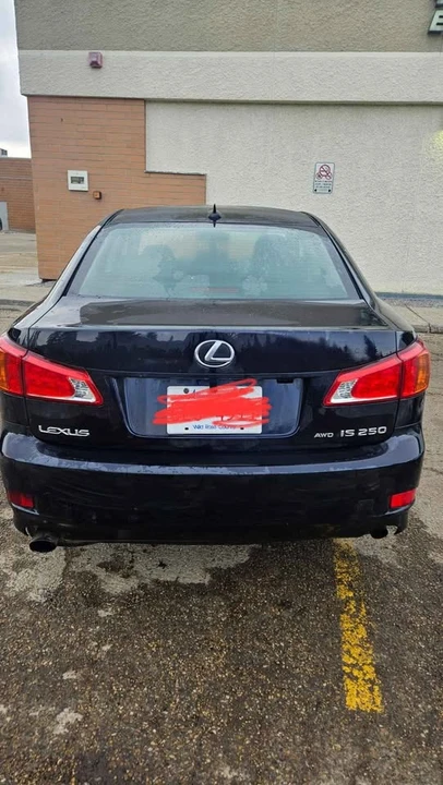 2010 Lexus IS 2nd Gen - Image 6 of 9