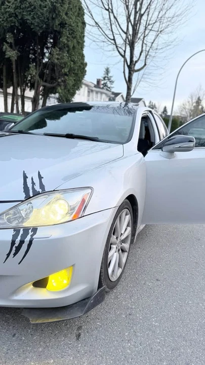 2010 Lexus IS 2nd Gen - Image 14 of 15