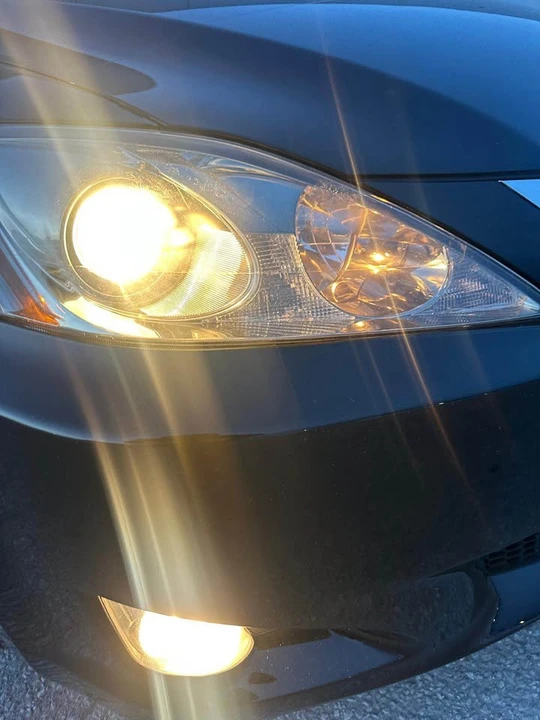 2010 Lexus IS 2nd Gen - Image 14 of 19