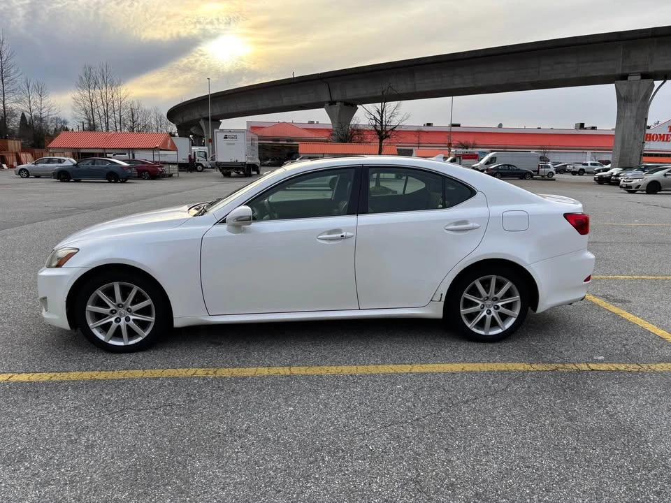 2010 Lexus IS 2nd Gen - Image 2 of 18