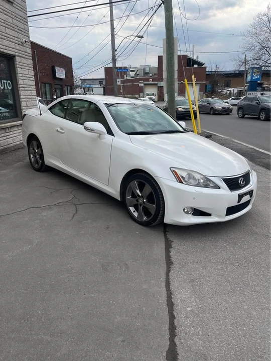 2010 Lexus IS 2nd Gen - Image 12 of 13