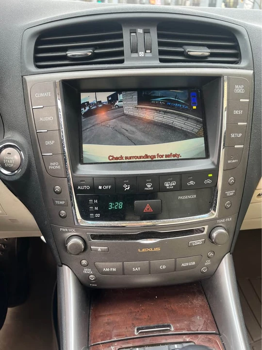 2010 Lexus IS 2nd Gen - Image 7 of 13