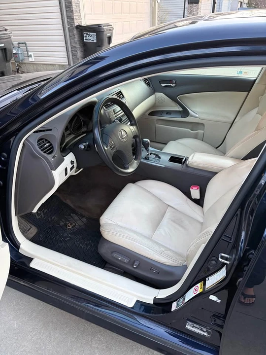 2010 Lexus IS 2nd Gen - Image 5 of 13